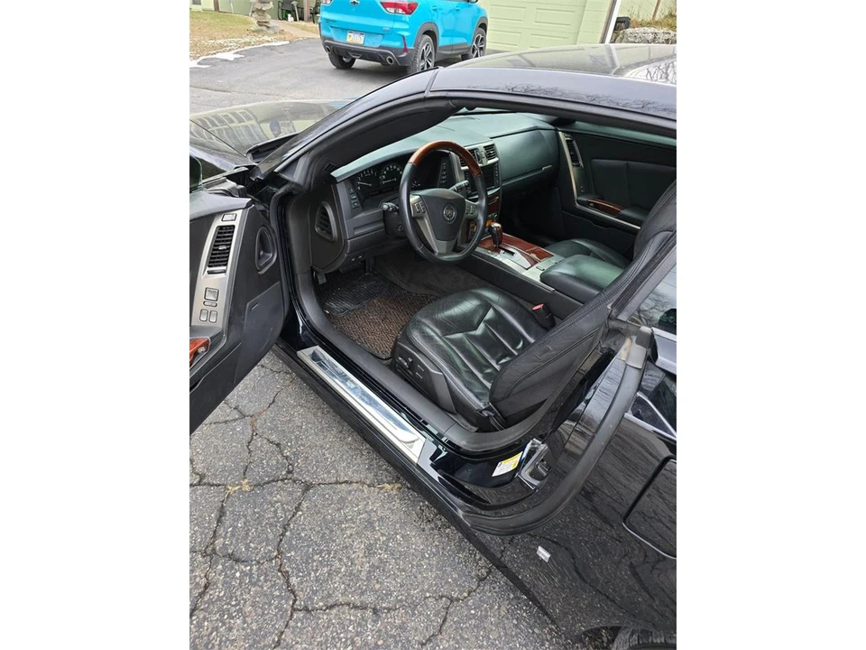 2006 Cadillac XLR - Image 21 of 22