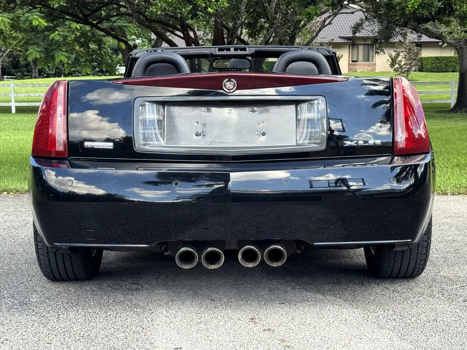 2006 Cadillac XLR - Image 7 of 31
