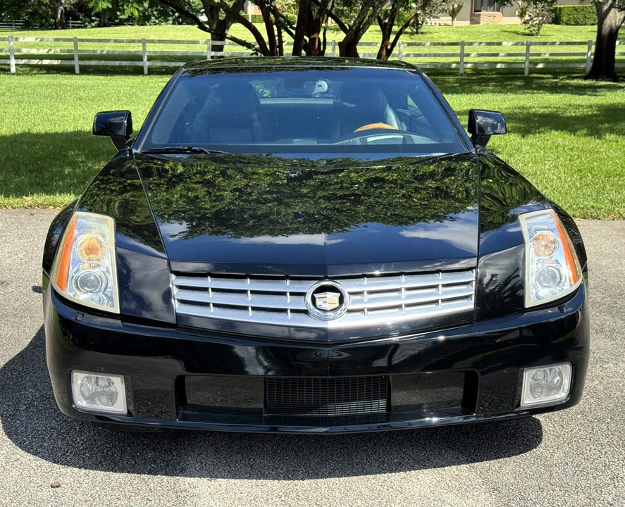 2006 Cadillac XLR - Image 11 of 31