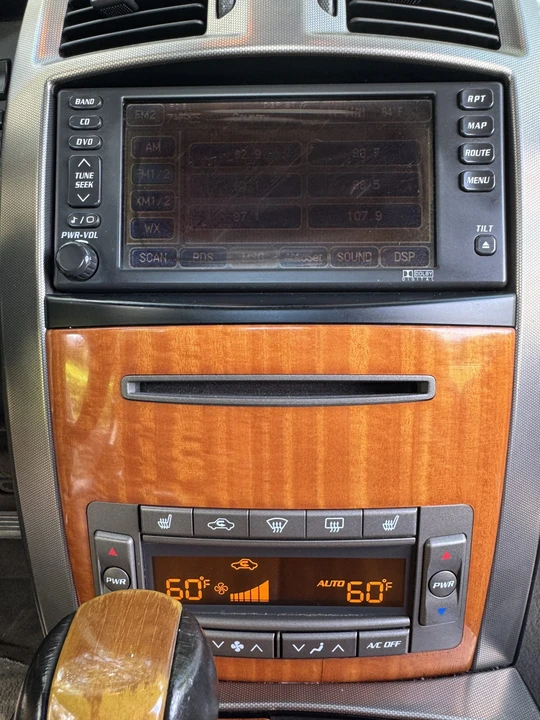 2006 Cadillac XLR - Image 30 of 31