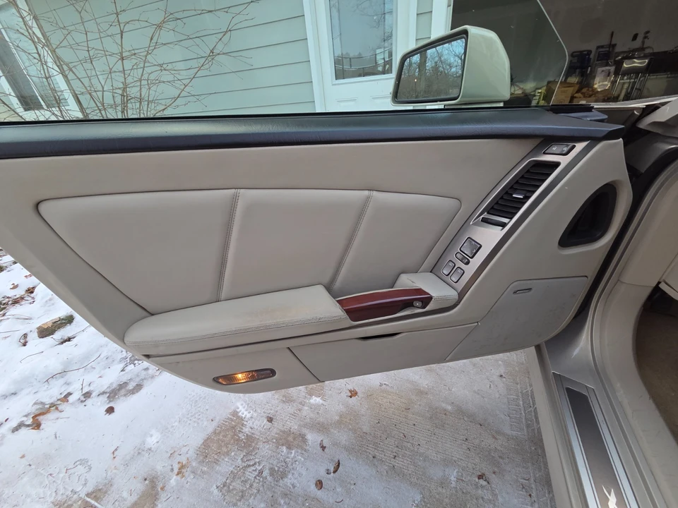 2006 Cadillac XLR - Image 18 of 21