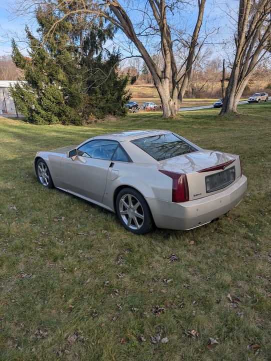 2006 Cadillac XLR - Image 6 of 21