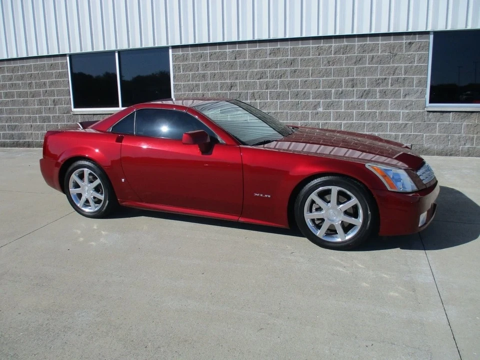 2006 Cadillac XLR - Image 7 of 21