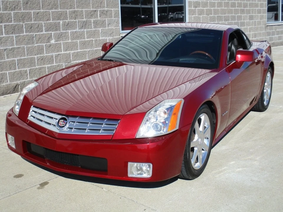 2006 Cadillac XLR - Image 20 of 21