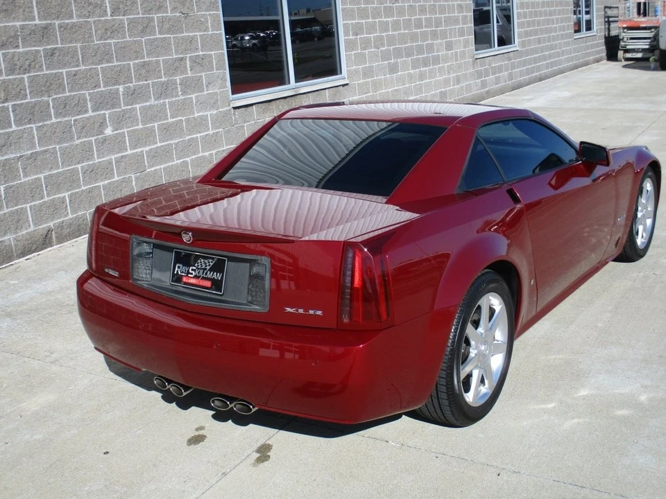 2006 Cadillac XLR - Image 11 of 21