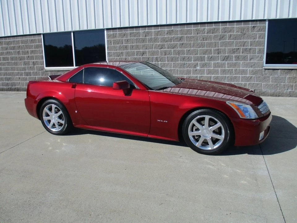 2006 Cadillac XLR - Image 7 of 12