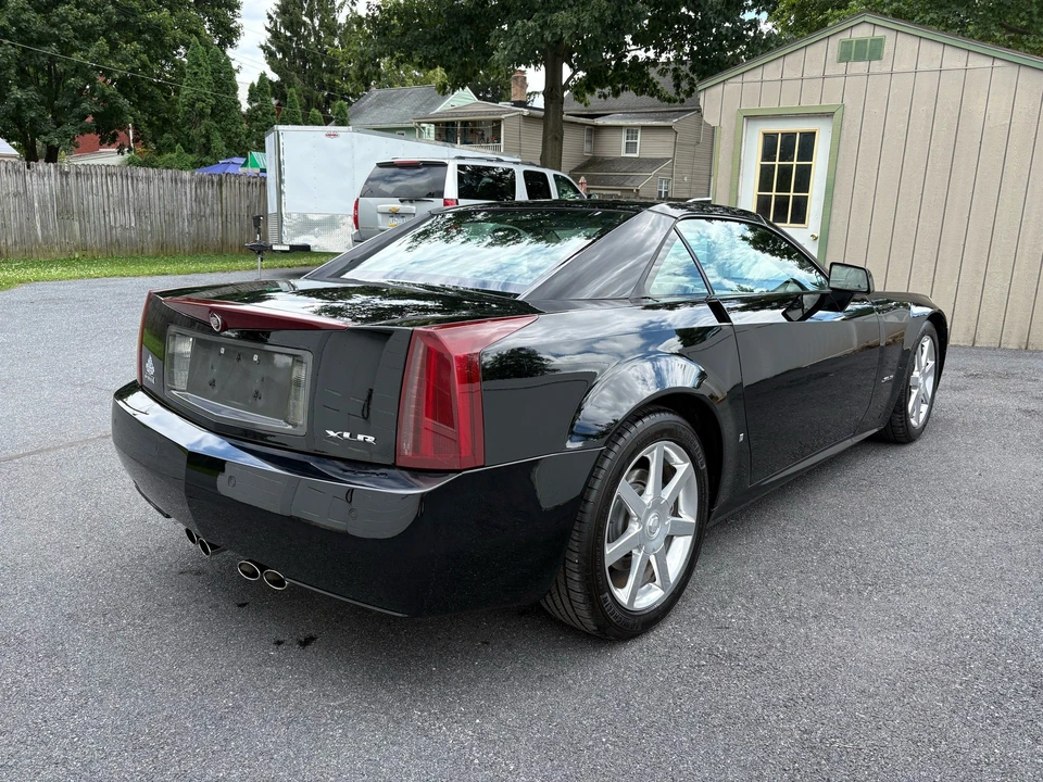 2006 Cadillac XLR - Image 6 of 27