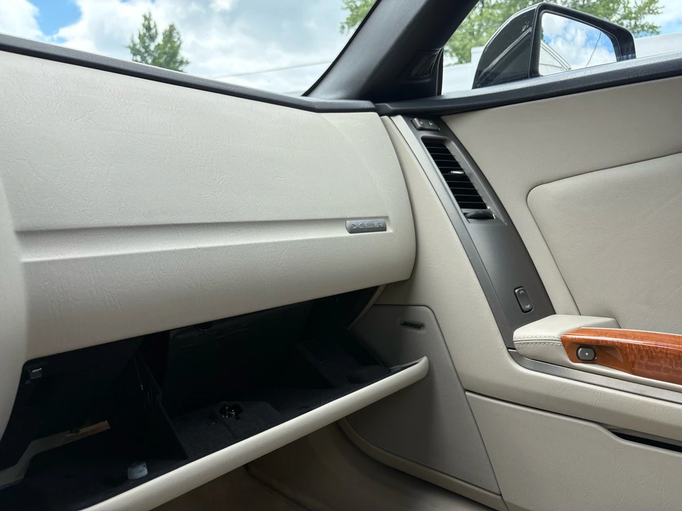 2006 Cadillac XLR - Image 27 of 27