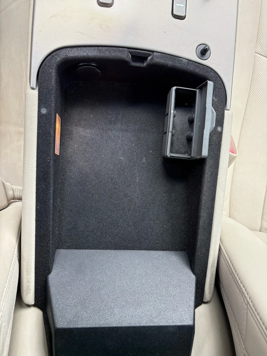 2006 Cadillac XLR - Image 25 of 27