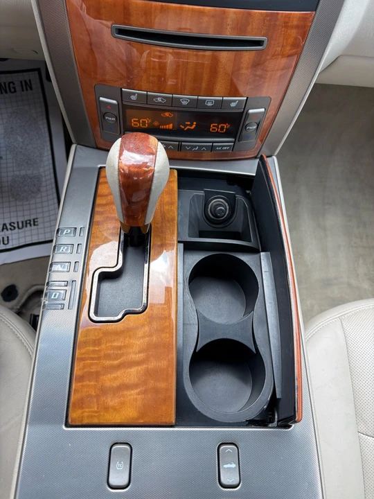 2006 Cadillac XLR - Image 24 of 27