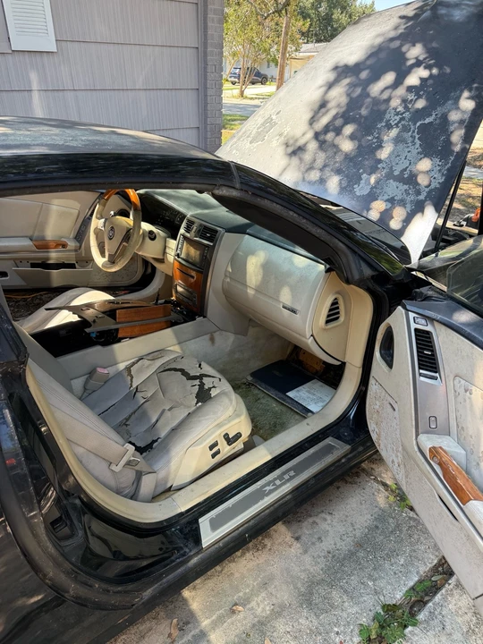 2006 Cadillac XLR - Image 12 of 16