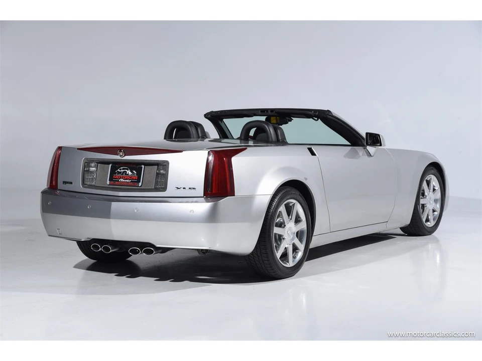 2006 Cadillac XLR - Image 7 of 31