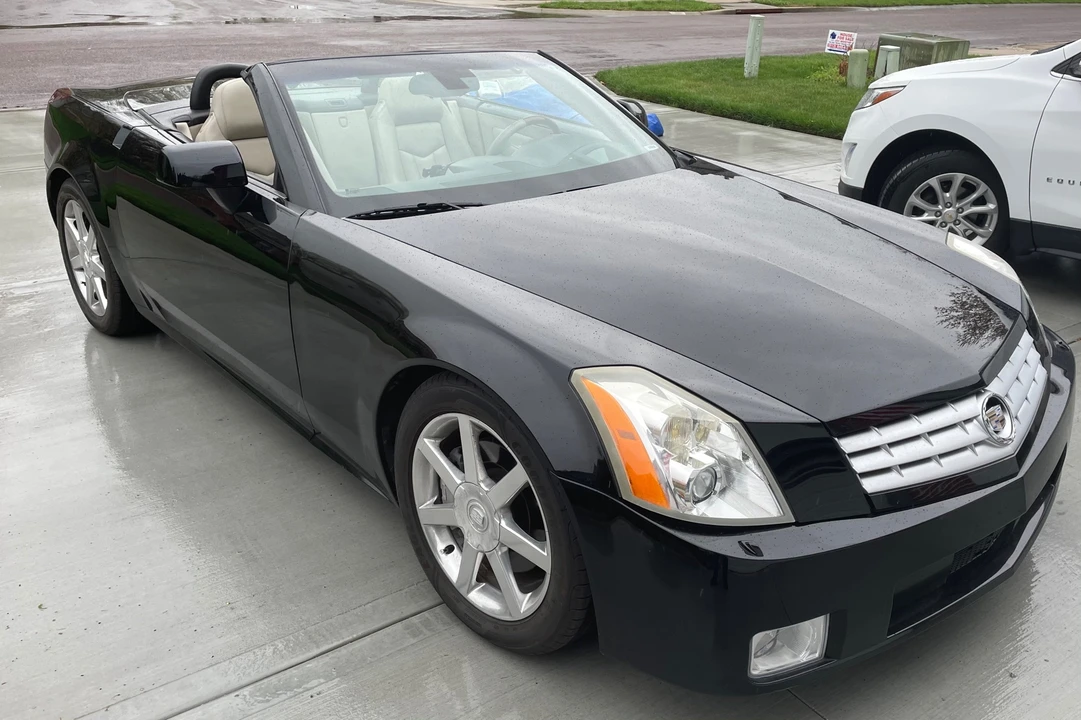 2006 Cadillac XLR - Image 16 of 31