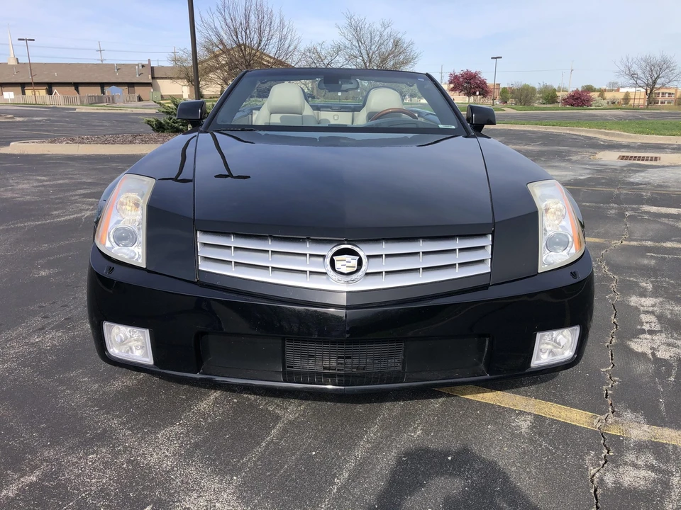 2006 Cadillac XLR - Image 18 of 31