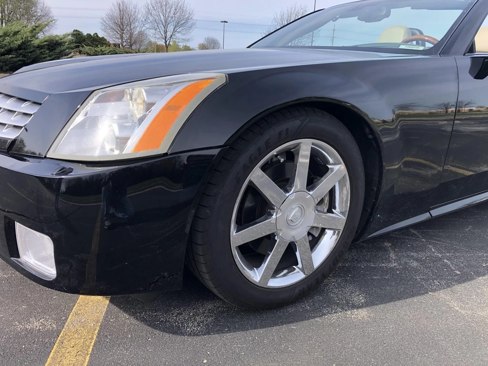 2006 Cadillac XLR - Image 25 of 31
