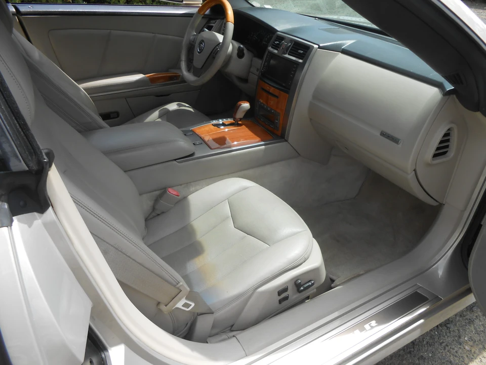 2006 Cadillac XLR - Image 30 of 31