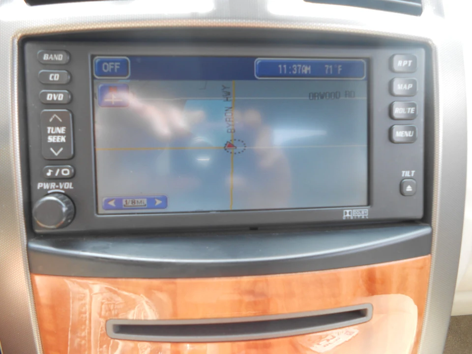 2006 Cadillac XLR - Image 29 of 31