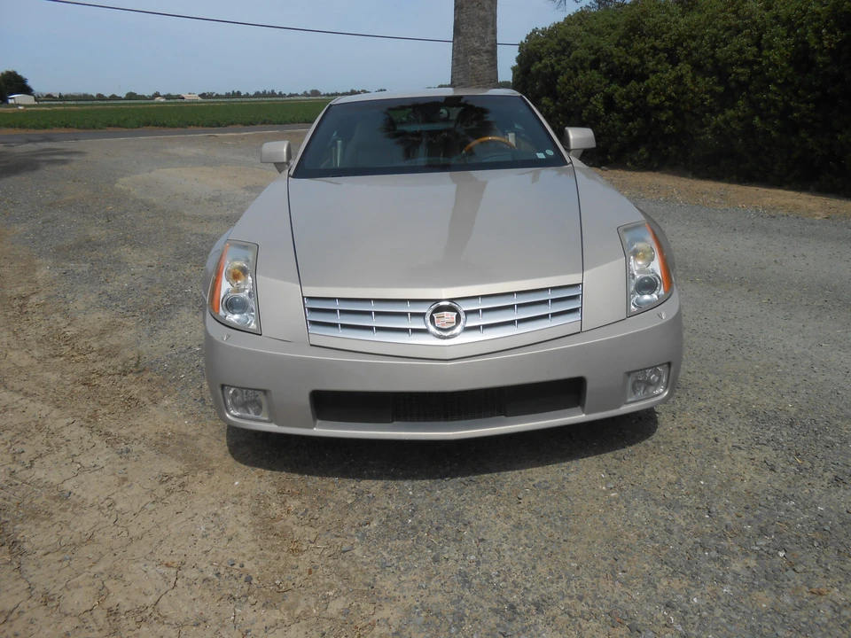 2006 Cadillac XLR - Image 4 of 31