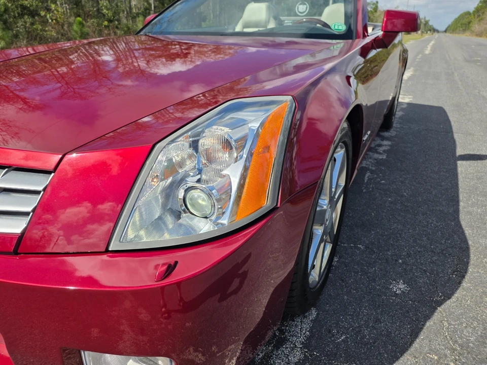 2006 Cadillac XLR - Image 11 of 21