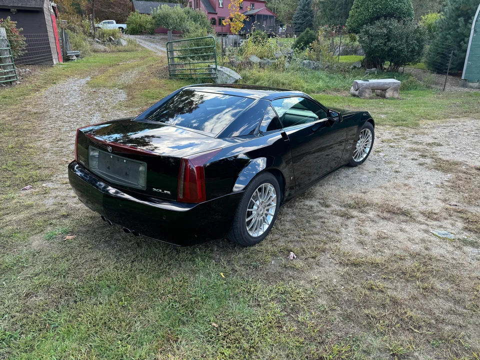 2006 Cadillac XLR - Image 16 of 31