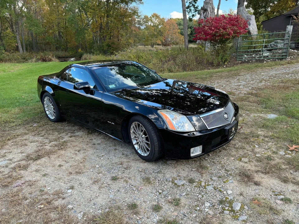 2006 Cadillac XLR - Image 18 of 31