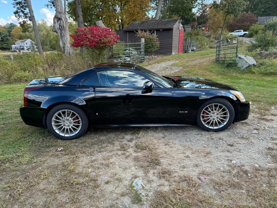 2006 Cadillac XLR - Image 17 of 31