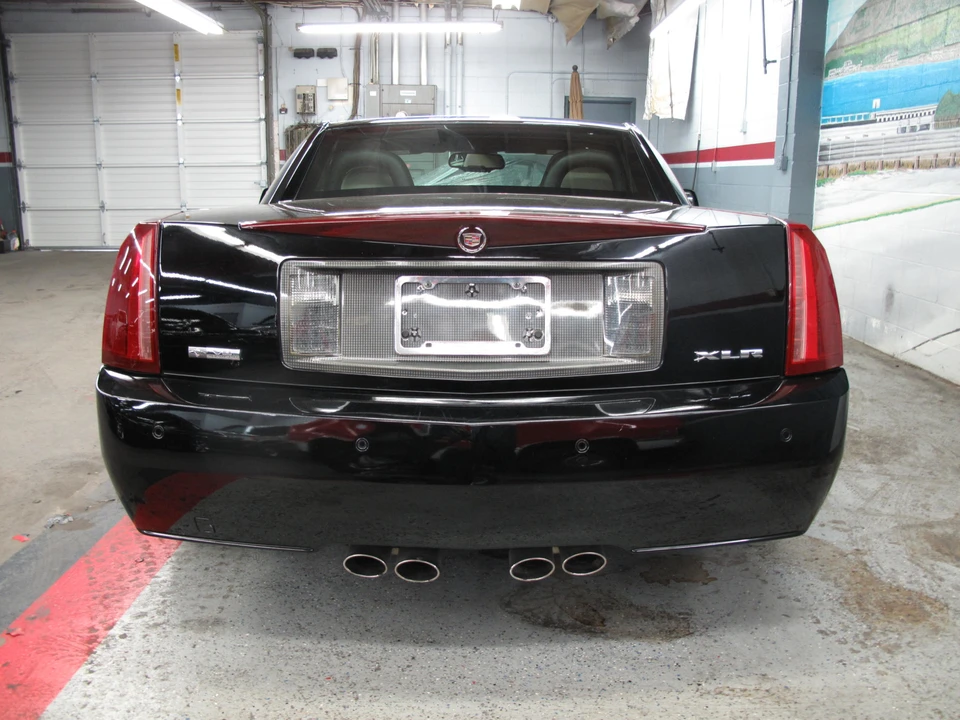 2006 Cadillac XLR - Image 11 of 31