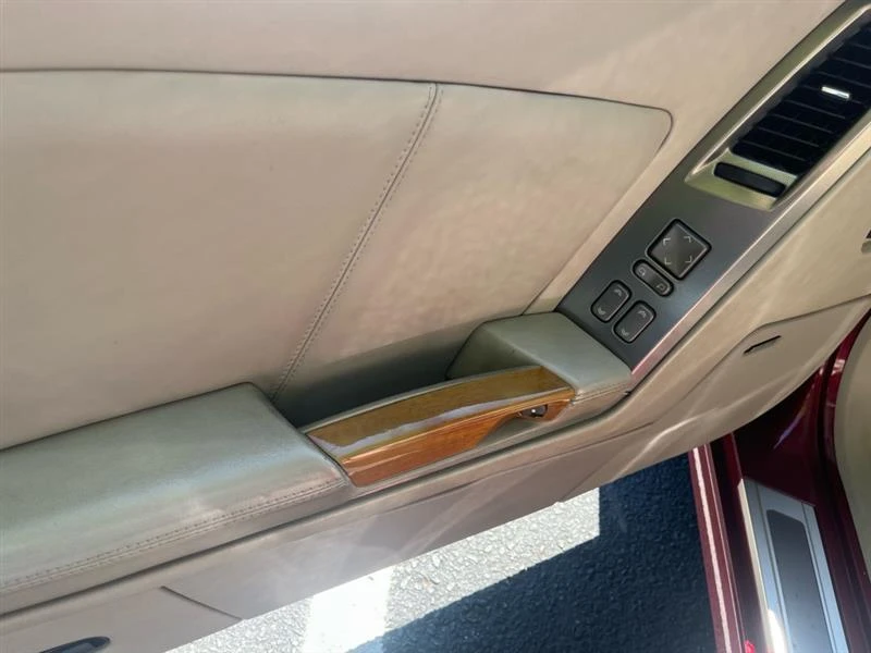 2006 Cadillac XLR - Image 10 of 15