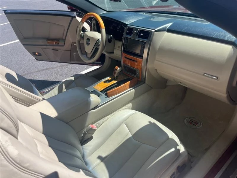 2006 Cadillac XLR - Image 12 of 15