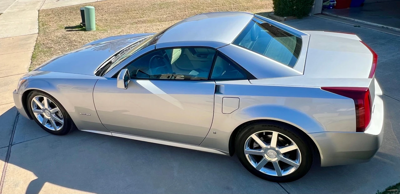 2006 Cadillac XLR - Image 14 of 31