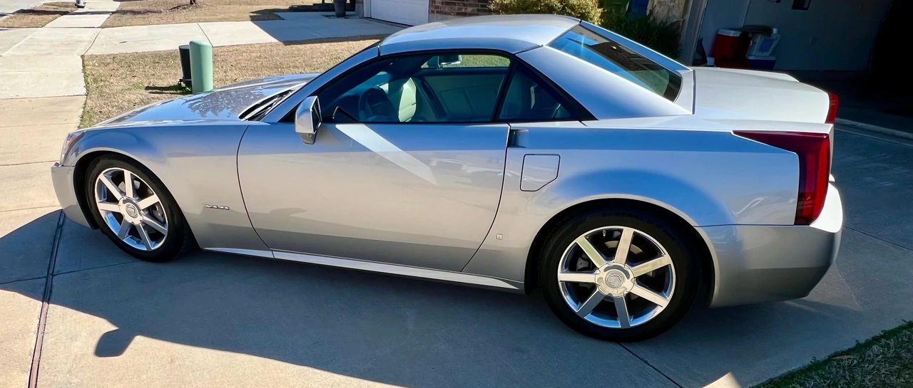2006 Cadillac XLR - Image 13 of 31