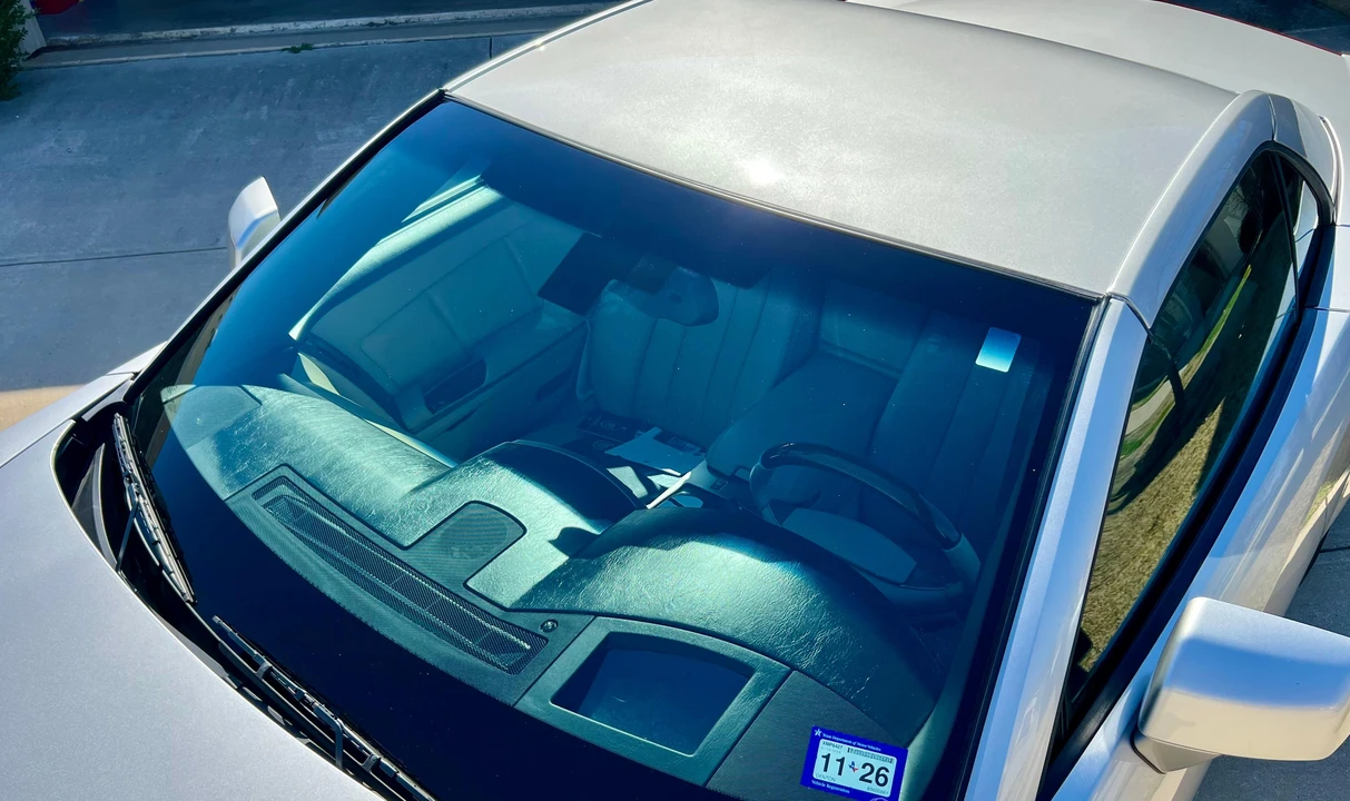 2006 Cadillac XLR - Image 26 of 31