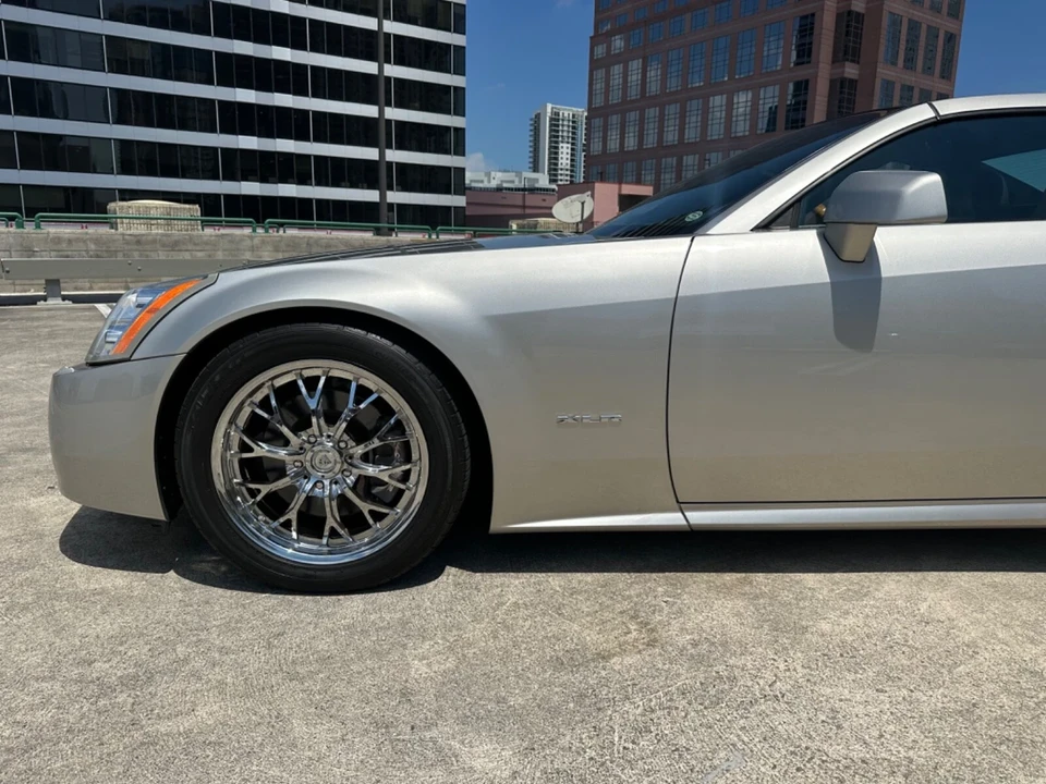 2006 Cadillac XLR - Image 4 of 21