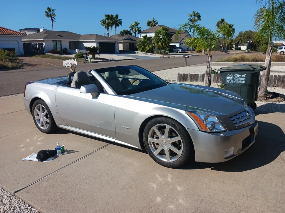 2006 Cadillac XLR - Image 6 of 19