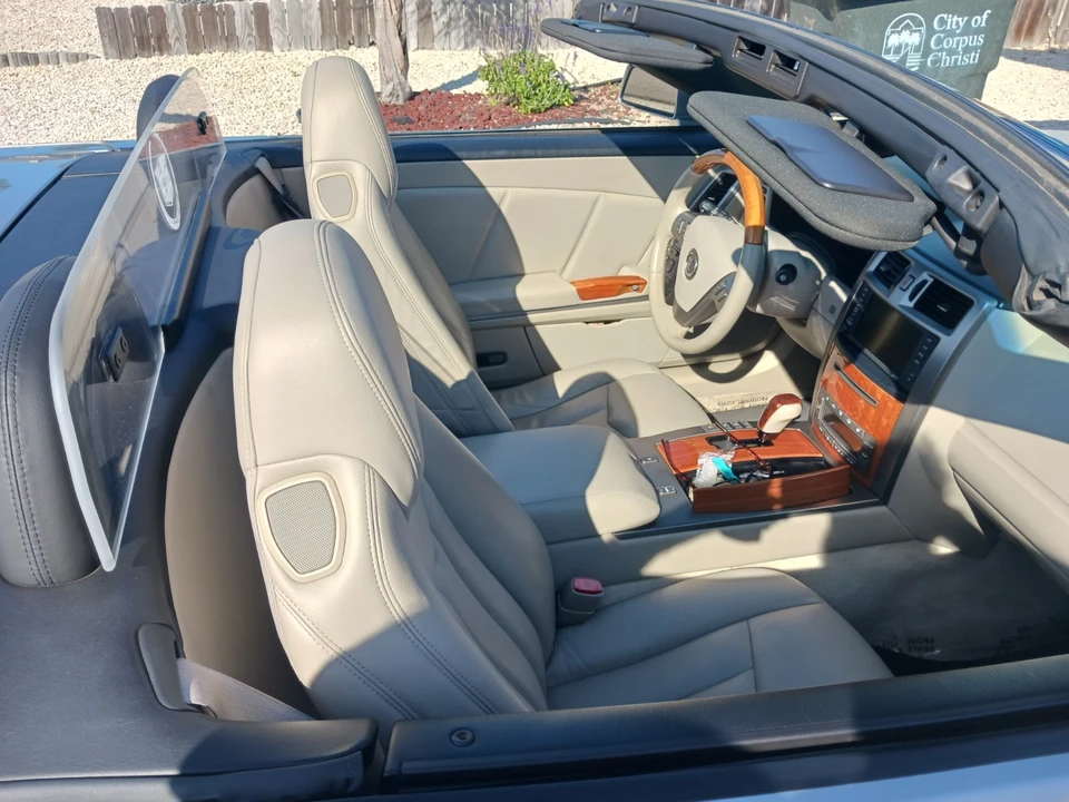 2006 Cadillac XLR - Image 14 of 19