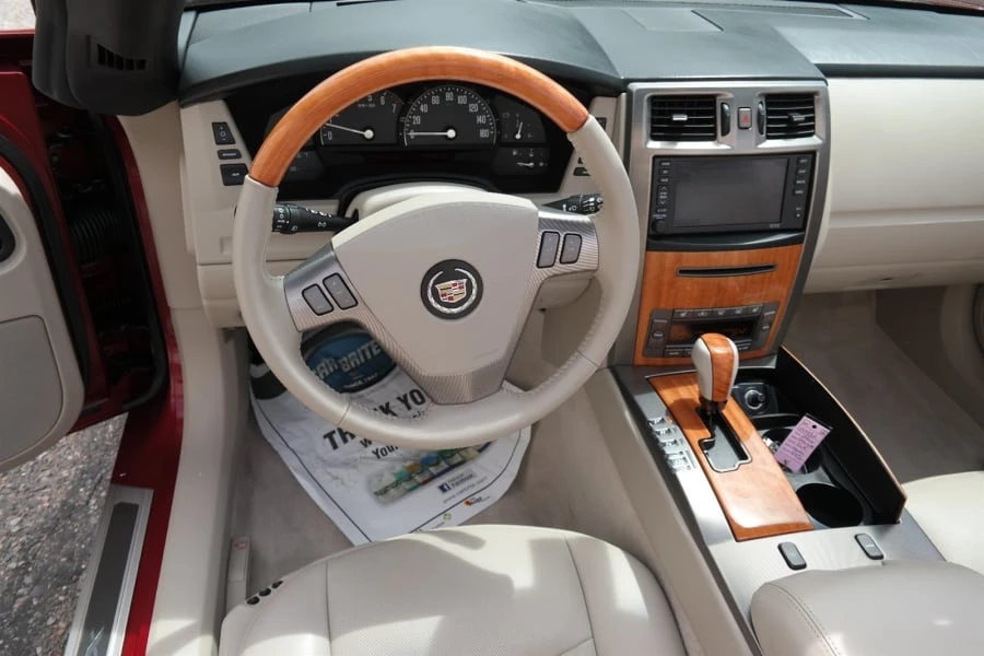 2006 Cadillac XLR - Image 4 of 11
