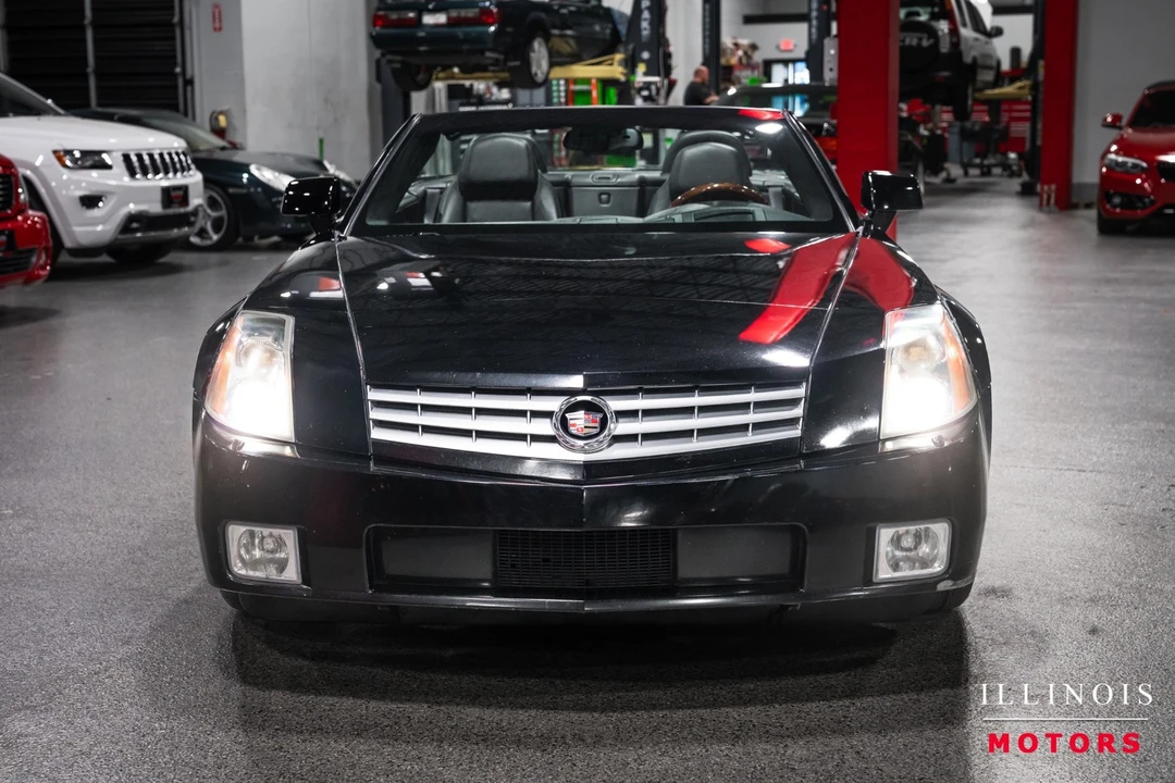 2006 Cadillac XLR - Image 8 of 30