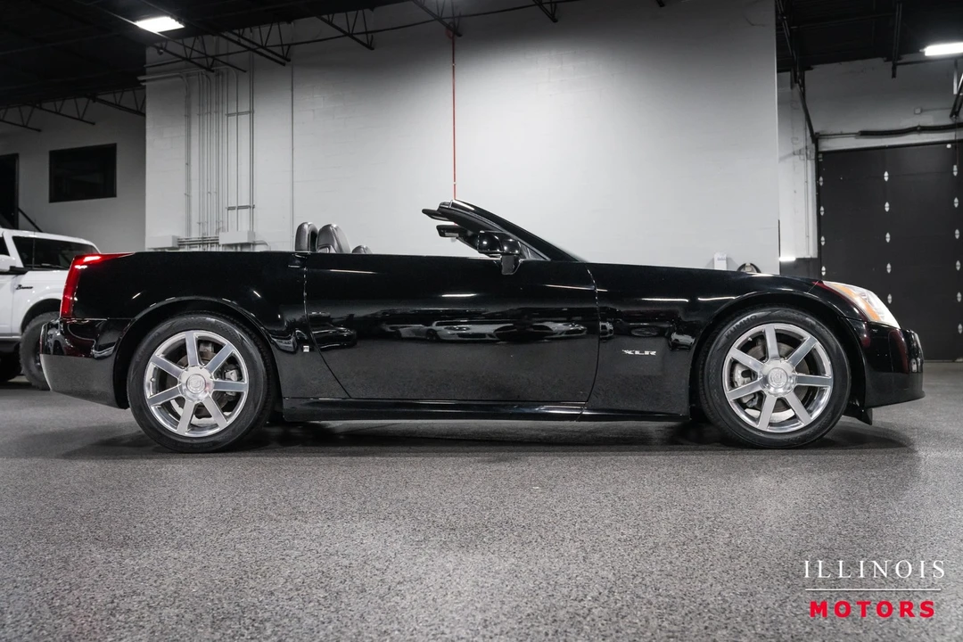 2006 Cadillac XLR - Image 6 of 30