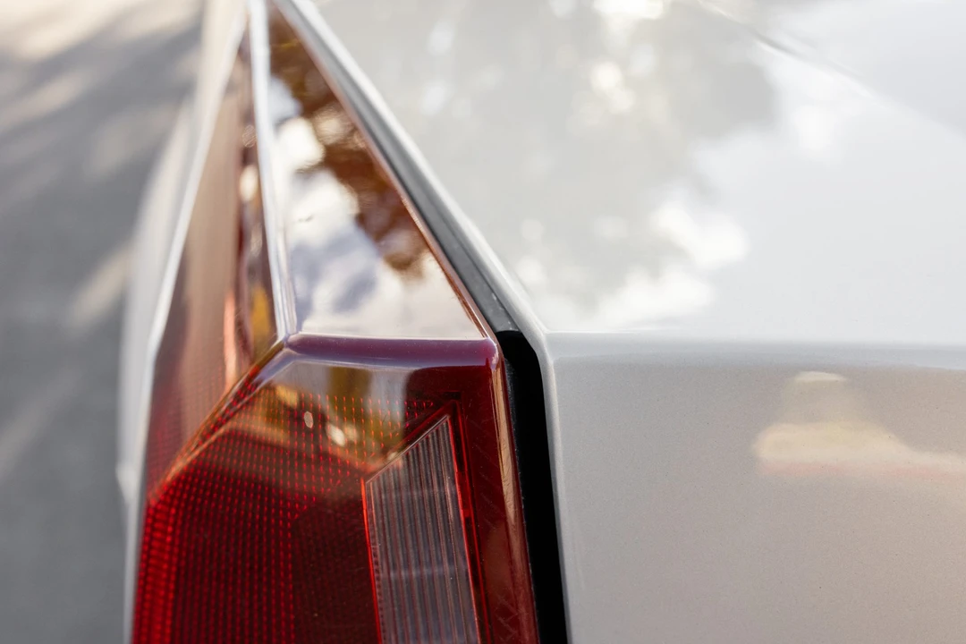 2006 Cadillac XLR - Image 26 of 31