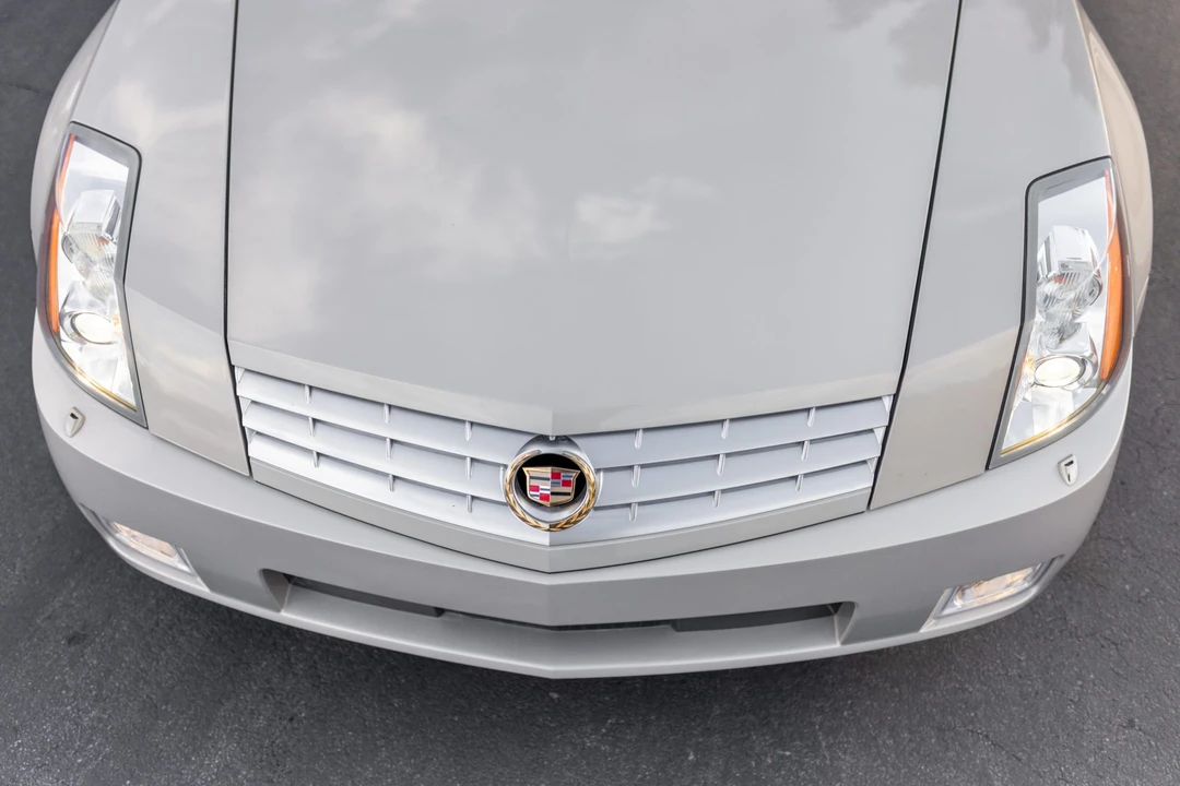 2006 Cadillac XLR - Image 16 of 31