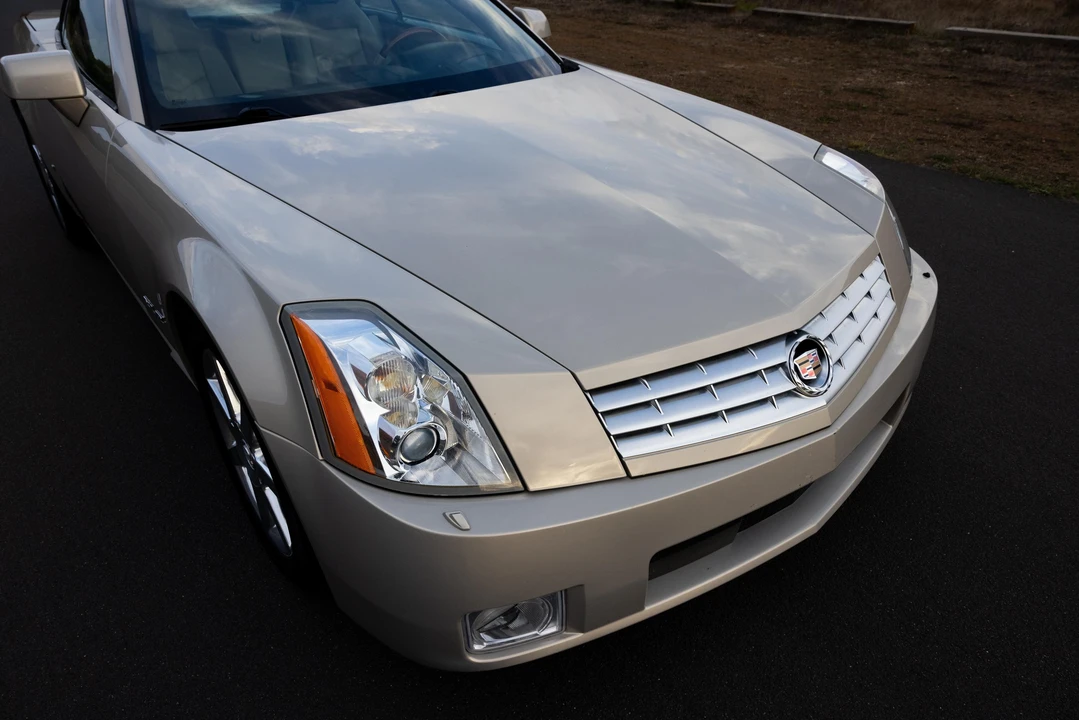 2006 Cadillac XLR - Image 21 of 31