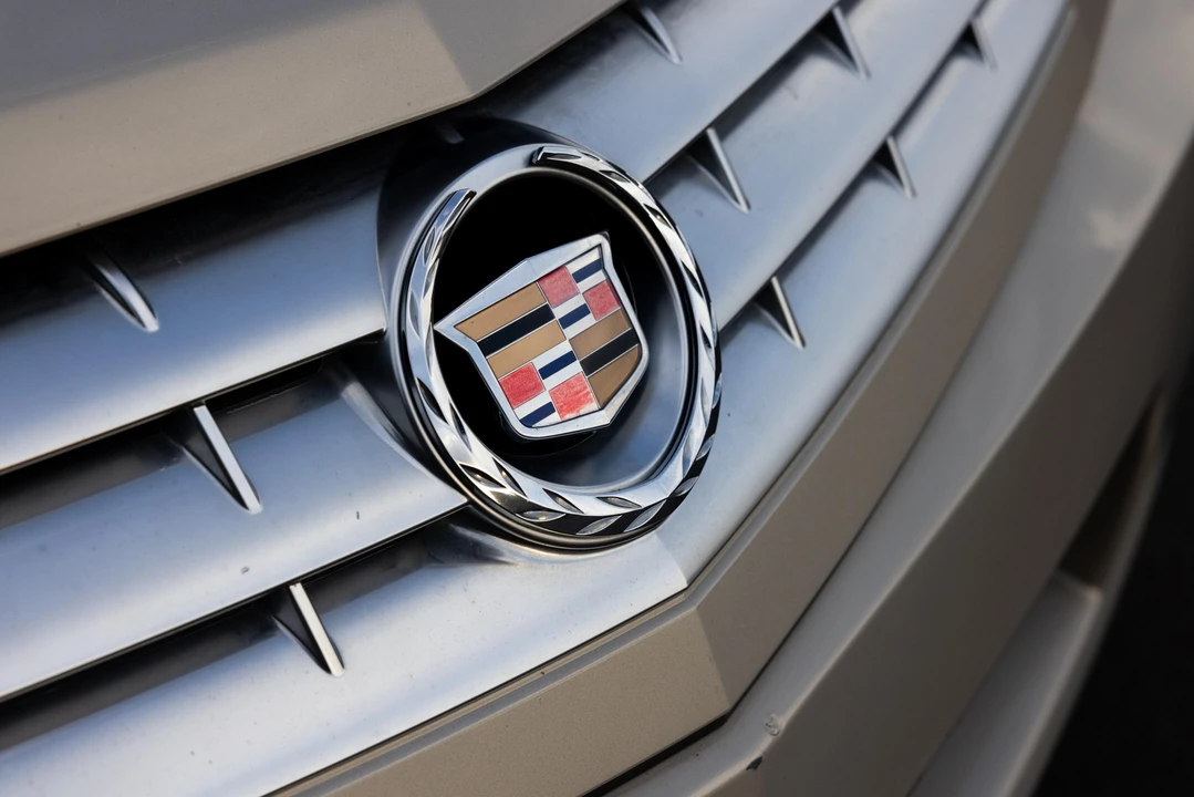 2006 Cadillac XLR - Image 24 of 31
