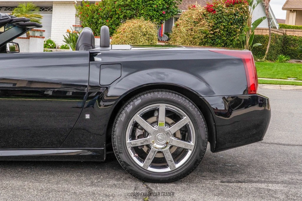 2006 Cadillac XLR - Image 5 of 12