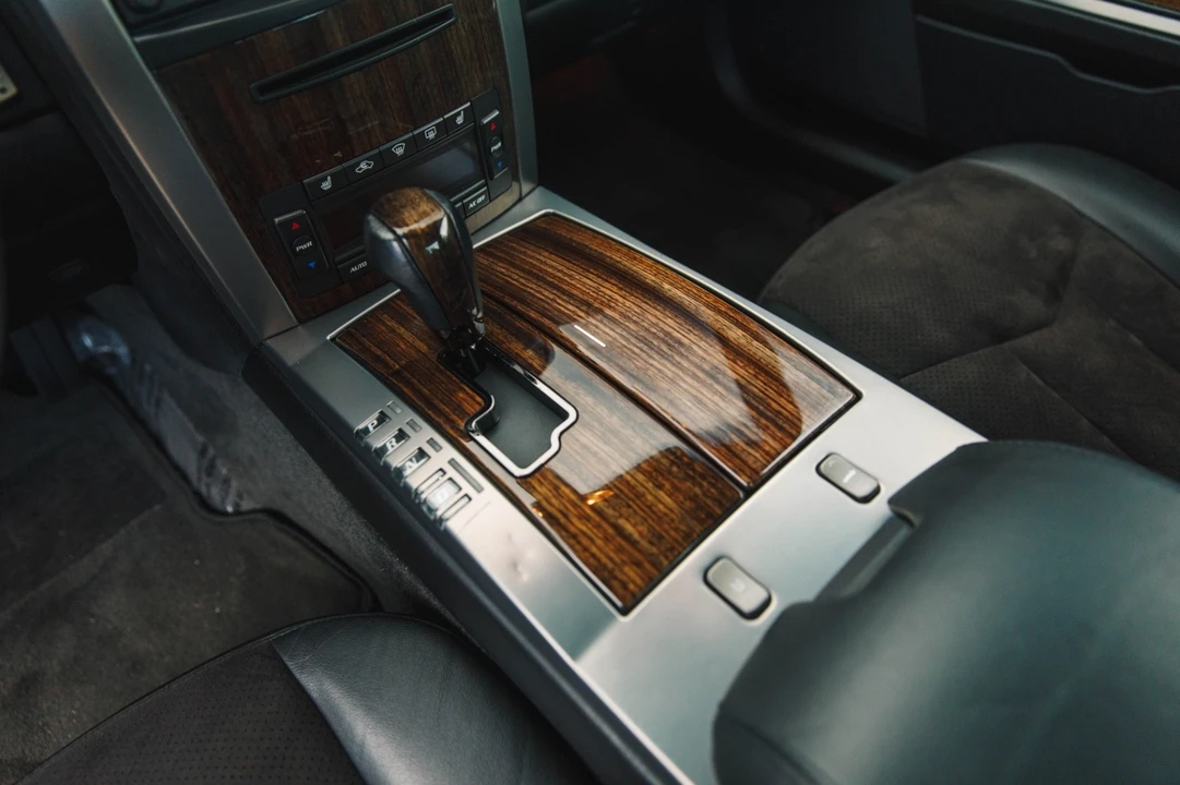 2006 Cadillac XLR - Image 23 of 25