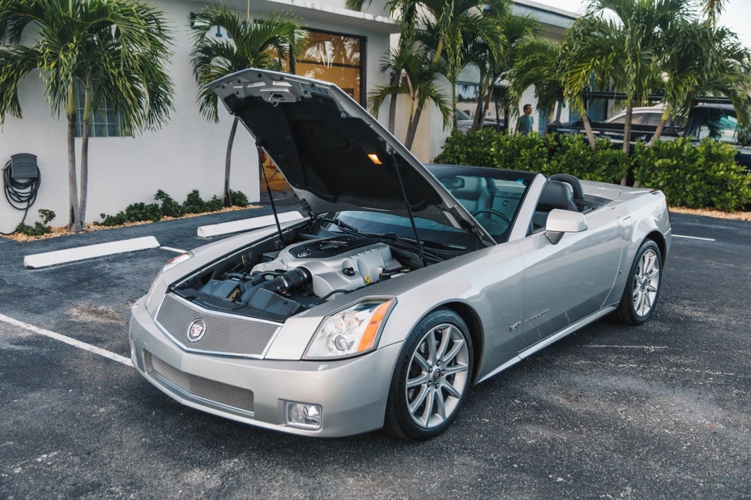 2006 Cadillac XLR - Image 25 of 25