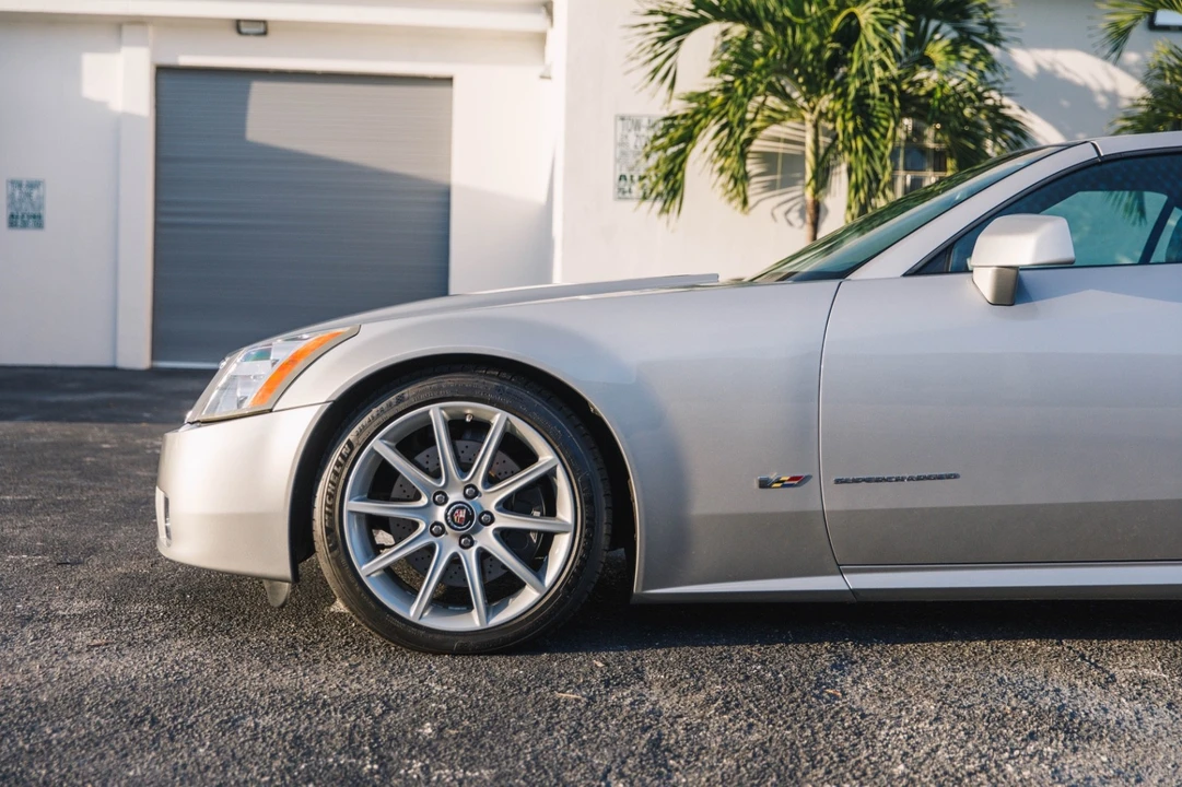 2006 Cadillac XLR - Image 4 of 25