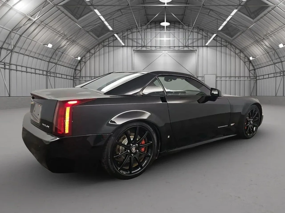 2006 Cadillac XLR - Image 10 of 31