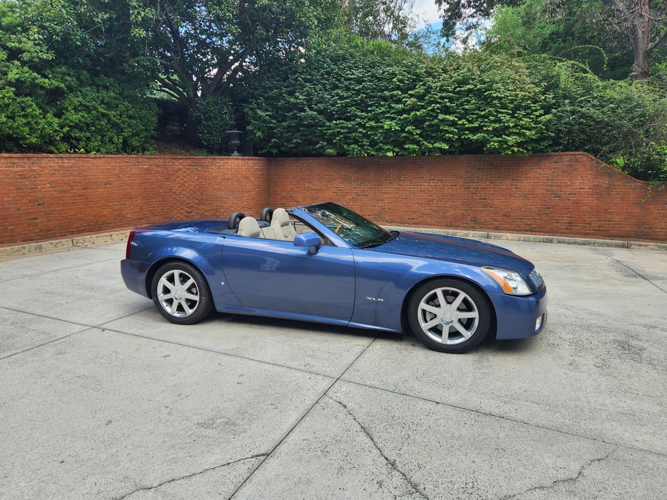 2006 Cadillac XLR - Image 3 of 8