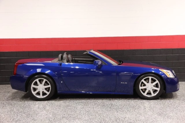 2006 Cadillac XLR - Image 7 of 24