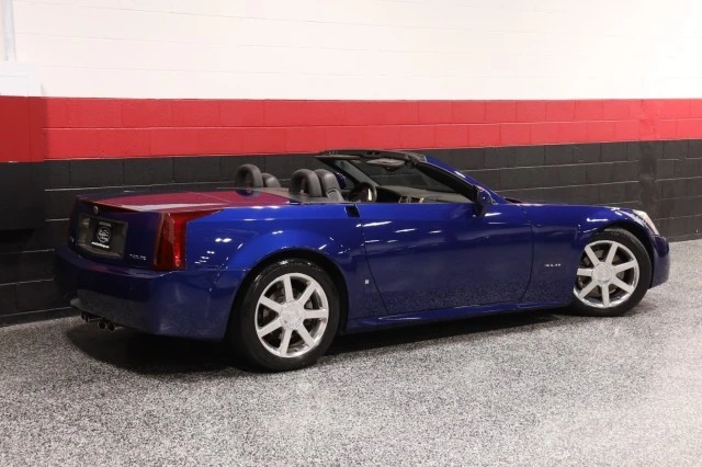 2006 Cadillac XLR - Image 8 of 24